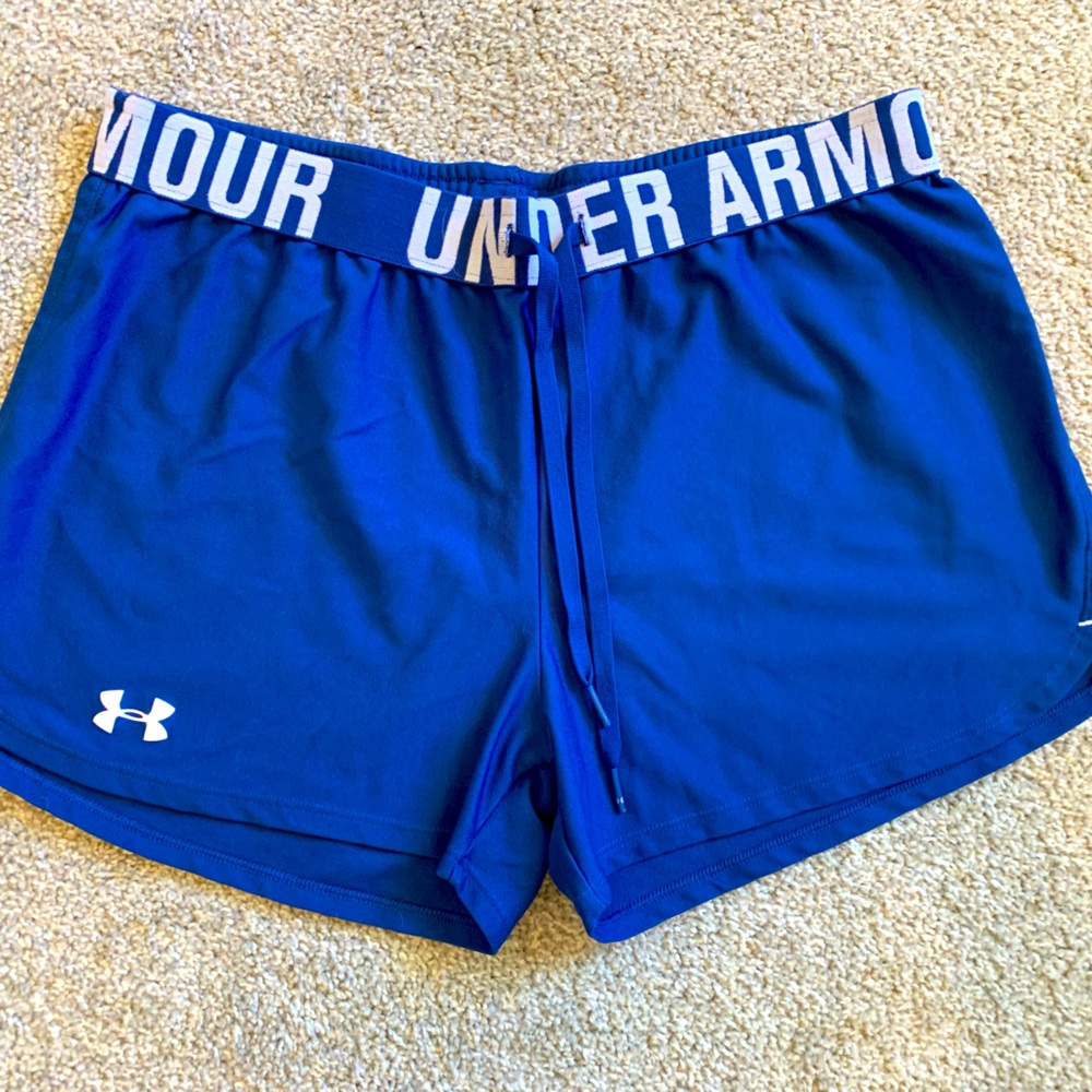 UNDER ARMOUR Shorts. Royal Blue size M